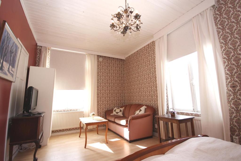 Jokelan Kartano Bed & Breakfast Hollola Bilik gambar